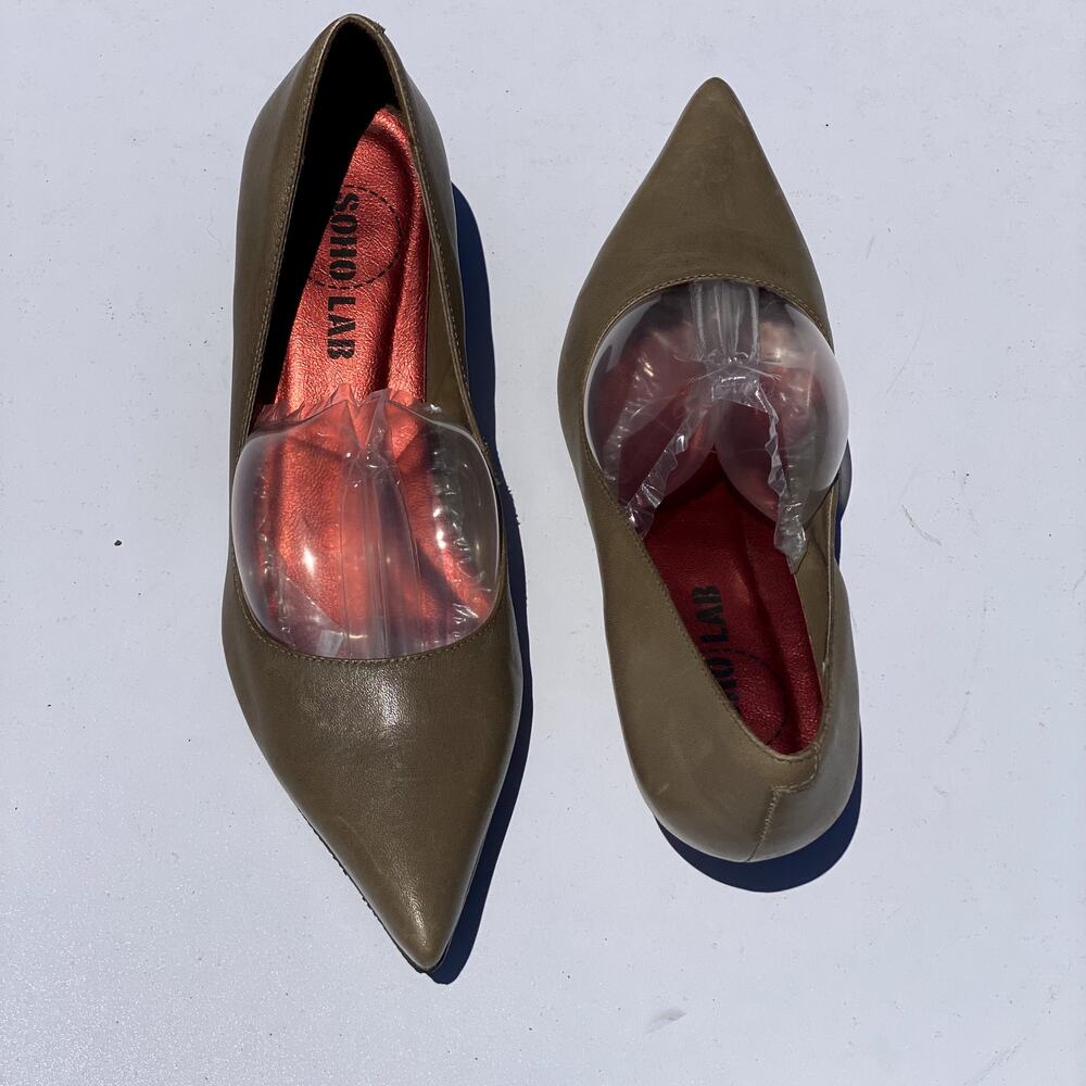 Shoe Lab Made in Brazil Leather Pointed Toe Taupe Wedge Kitten Heel Polished 7.5 - Picture 6 of 9